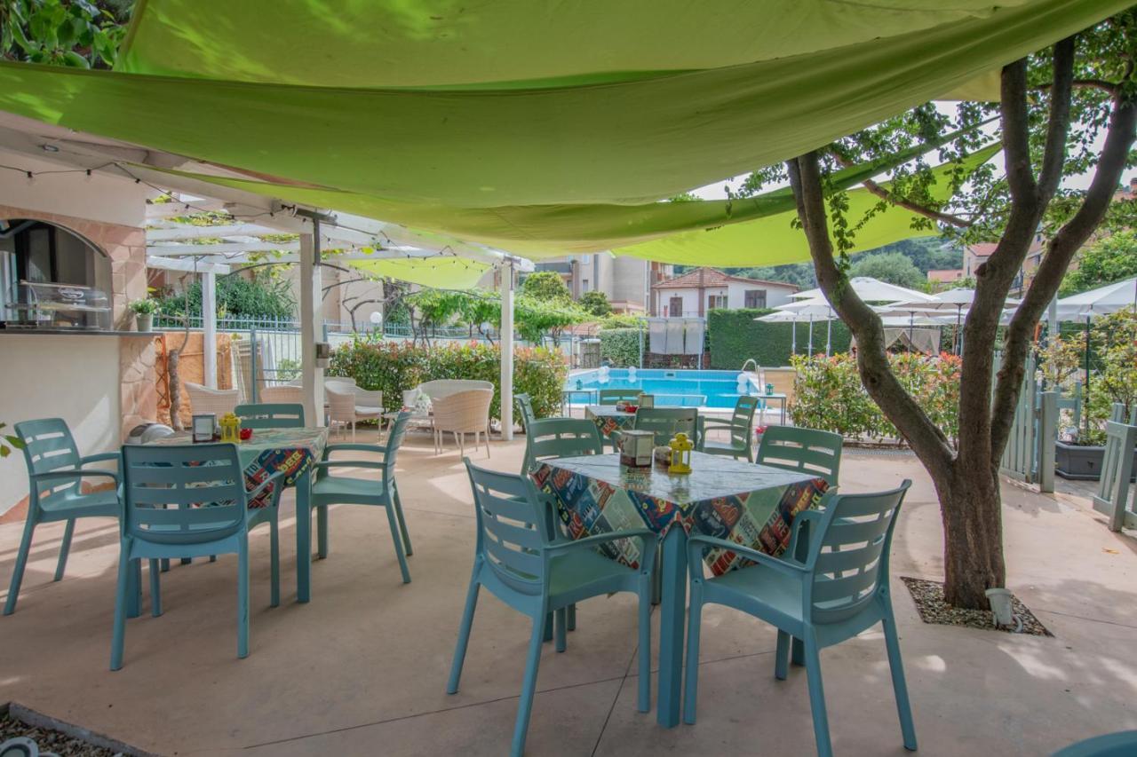Aparthotel Holidays Pietra Ligure