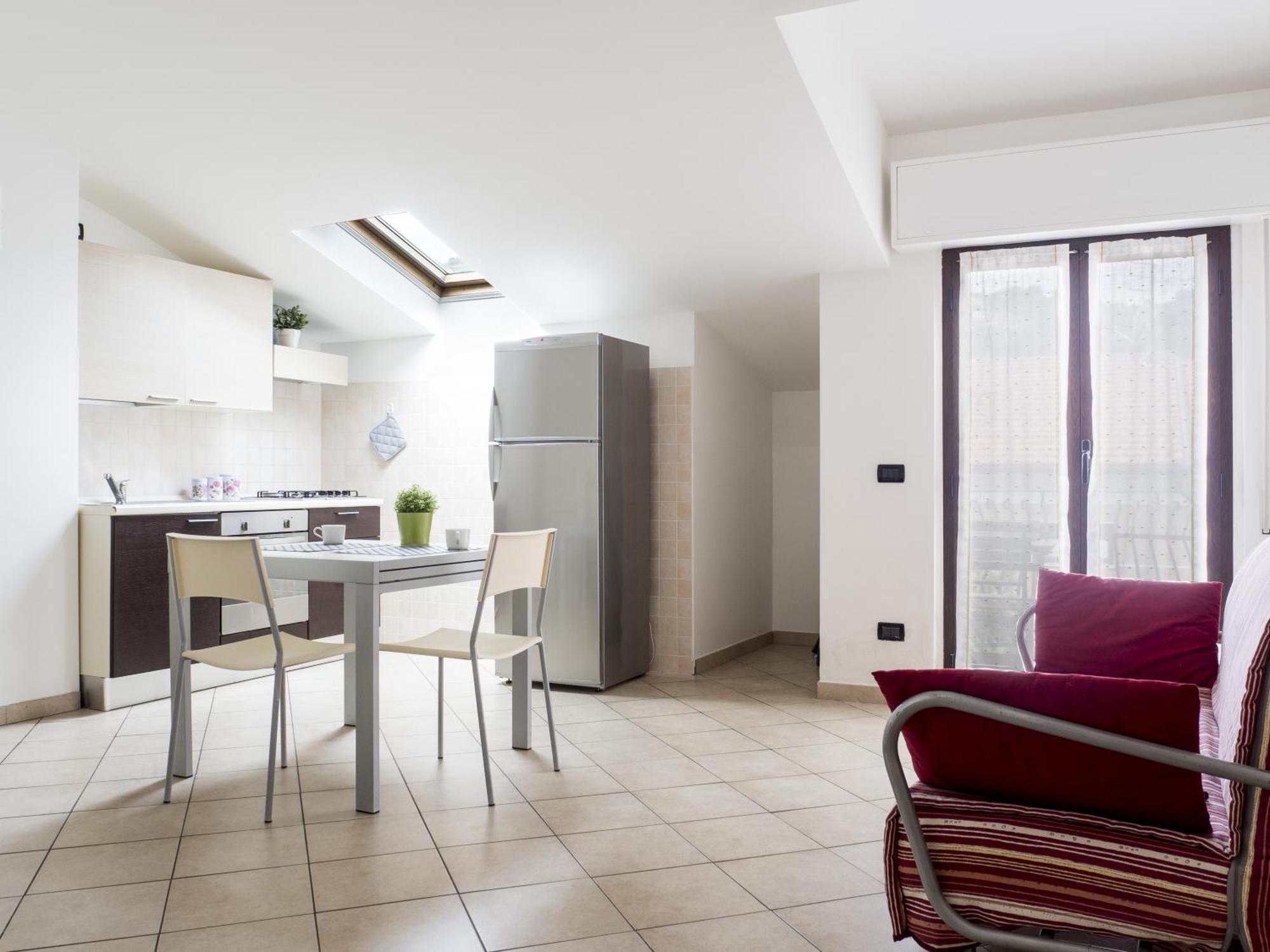 Holidays Aparthotel 2*