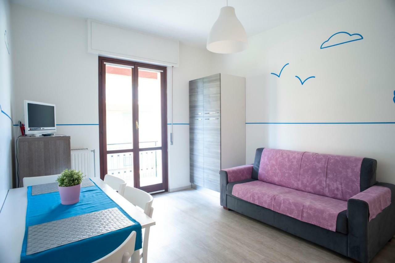 Holidays Aparthotel 2*