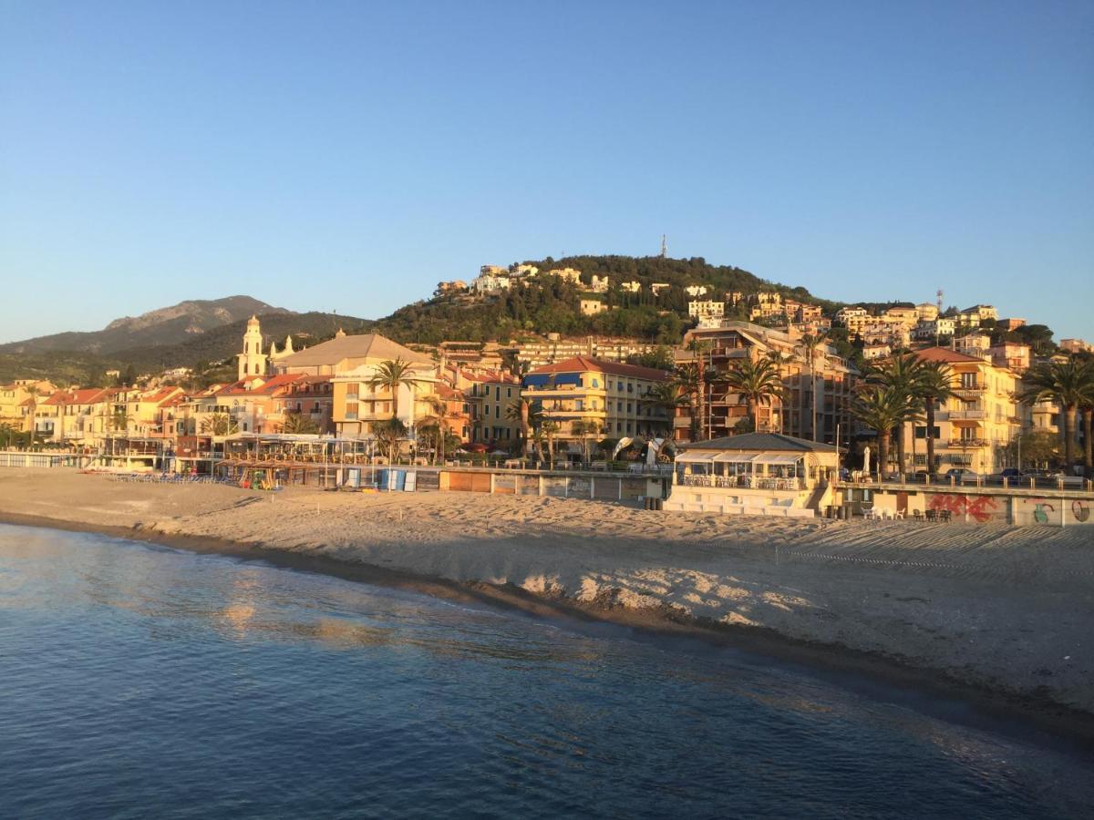 Holidays Aparthotel Pietra Ligure